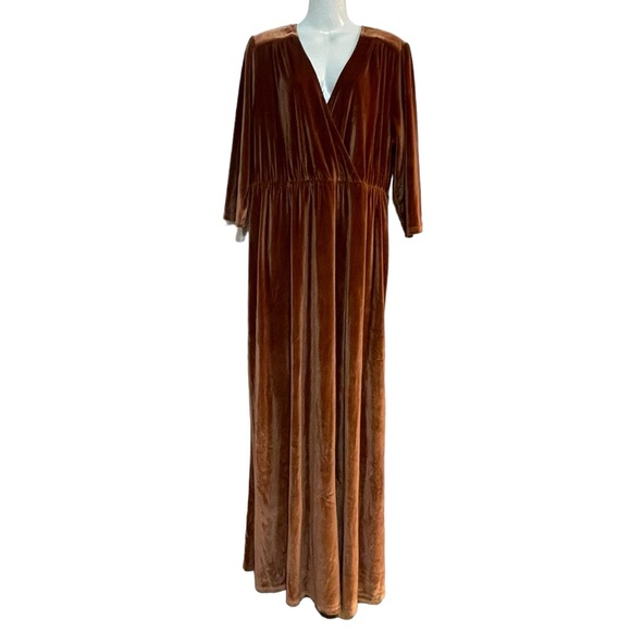 BALTIC BØRN Sofia Spice Velvet Maxi Dress Crossover Front Stretch Waist Size 2XL - Picture 1 of 8